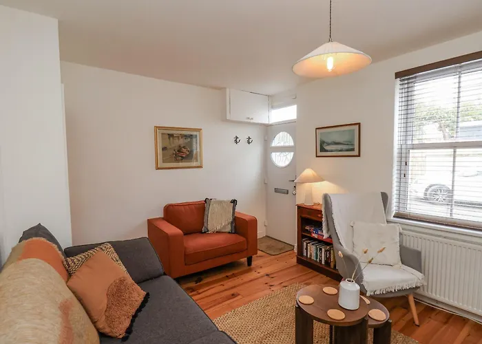 Launcher's * Scarborough