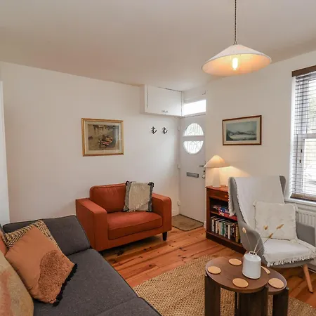 Launcher's * Scarborough